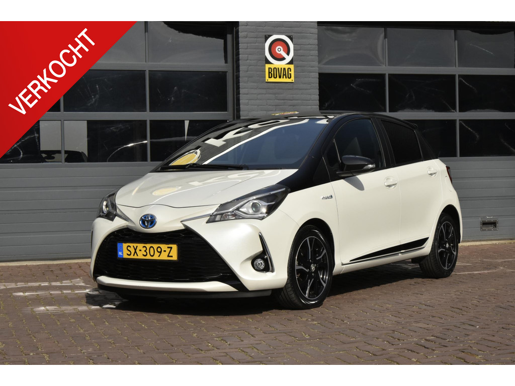 52211135